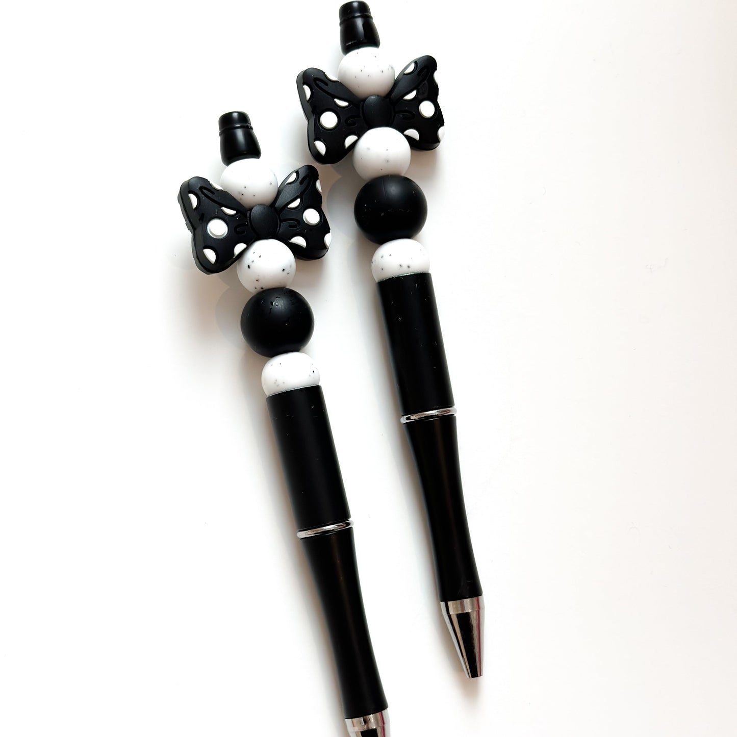 Polka Dot Bow Pen