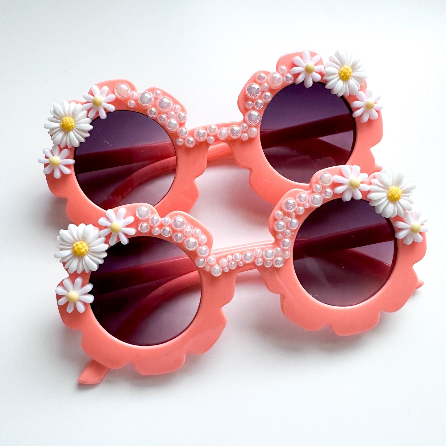 Flower Power Retro Daisy Sunnies